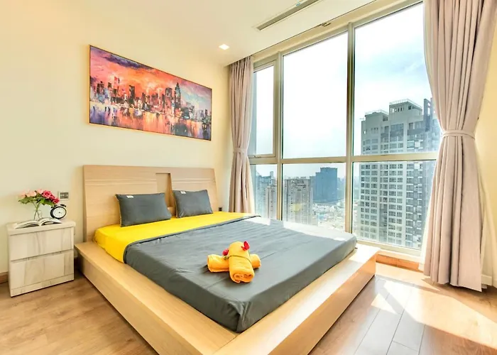 The Lexington Suites, Vinhomes Central Park & Paranomic View